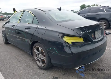 2014 Mercedes-Benz Cla 250 z USA, uszkodzony, nr VIN WDDSJ4EB9EN086223